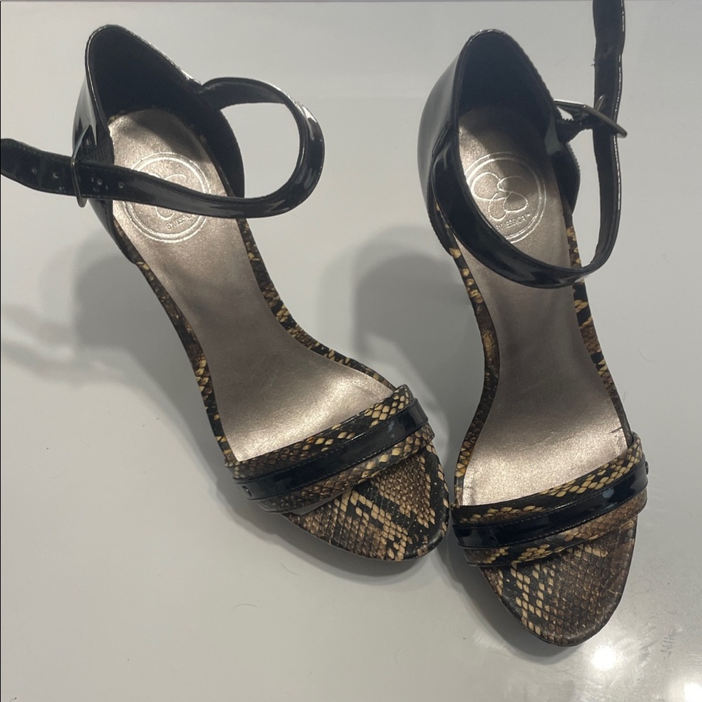 Jessica Simpson Black and Brown Snakeskin Heels. New not worn